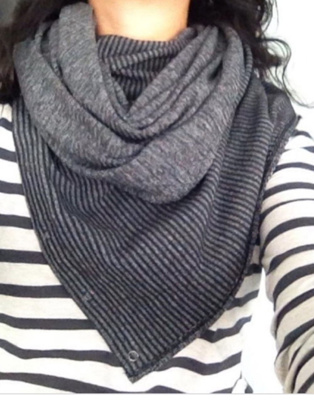 lululemon vinyasa scarf grey stripped/heathered